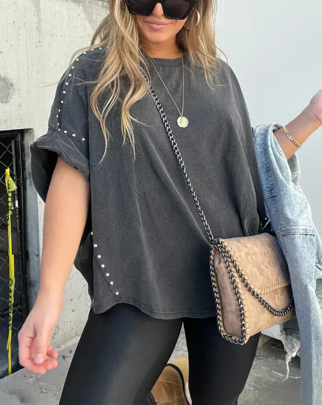 Bella - Oversized Shirt mit Nieten