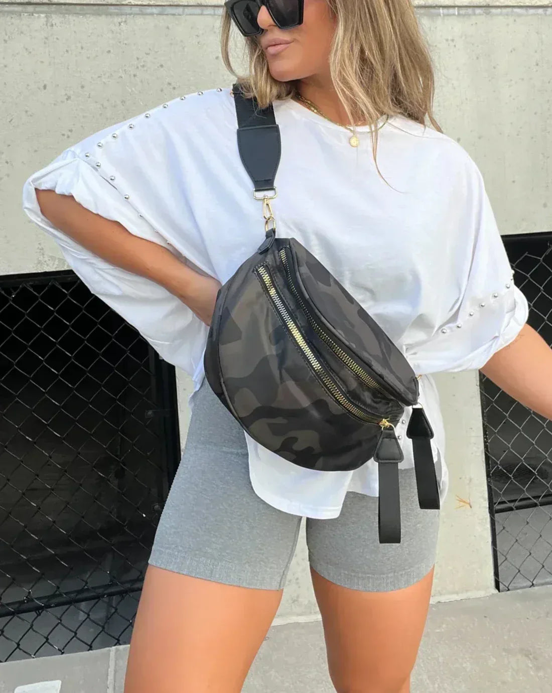 Bella - Oversized Shirt mit Nieten